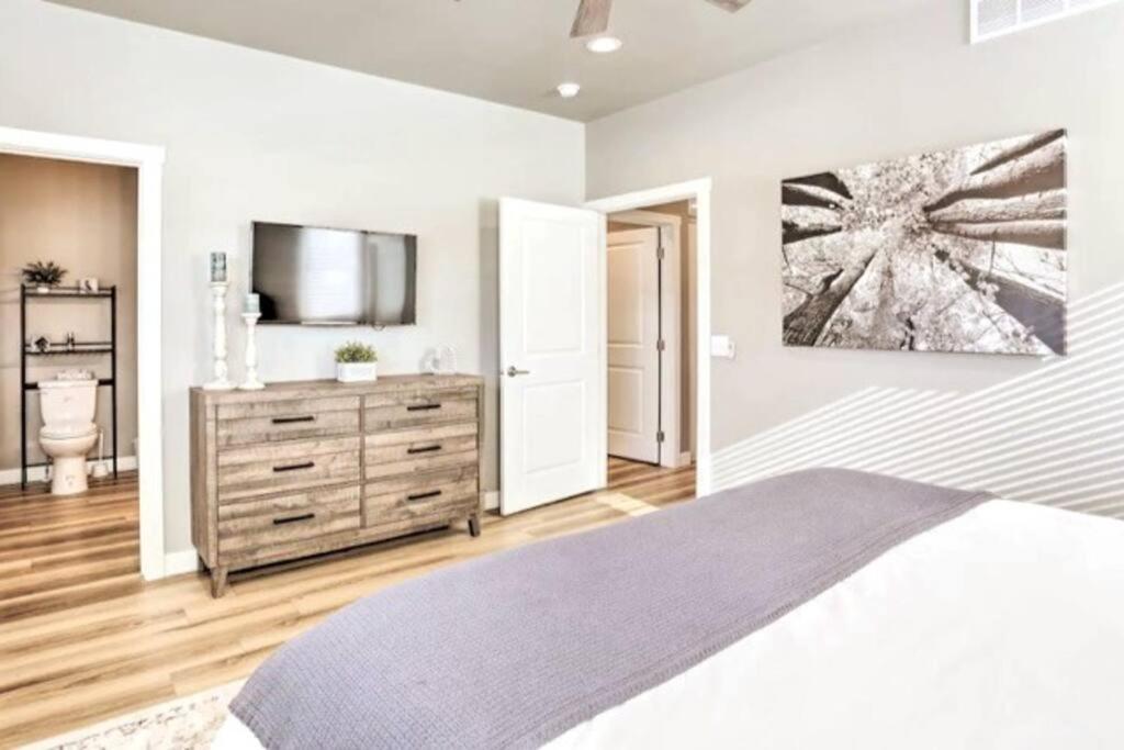 New! Cozy & Modern Spearfish Home Near Downtown! Bagian luar foto