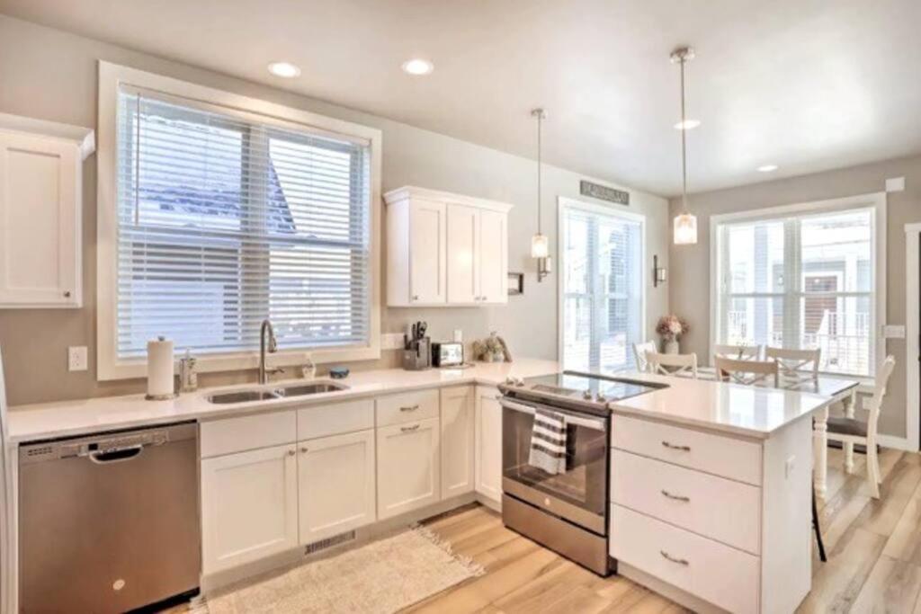 New! Cozy & Modern Spearfish Home Near Downtown! Bagian luar foto